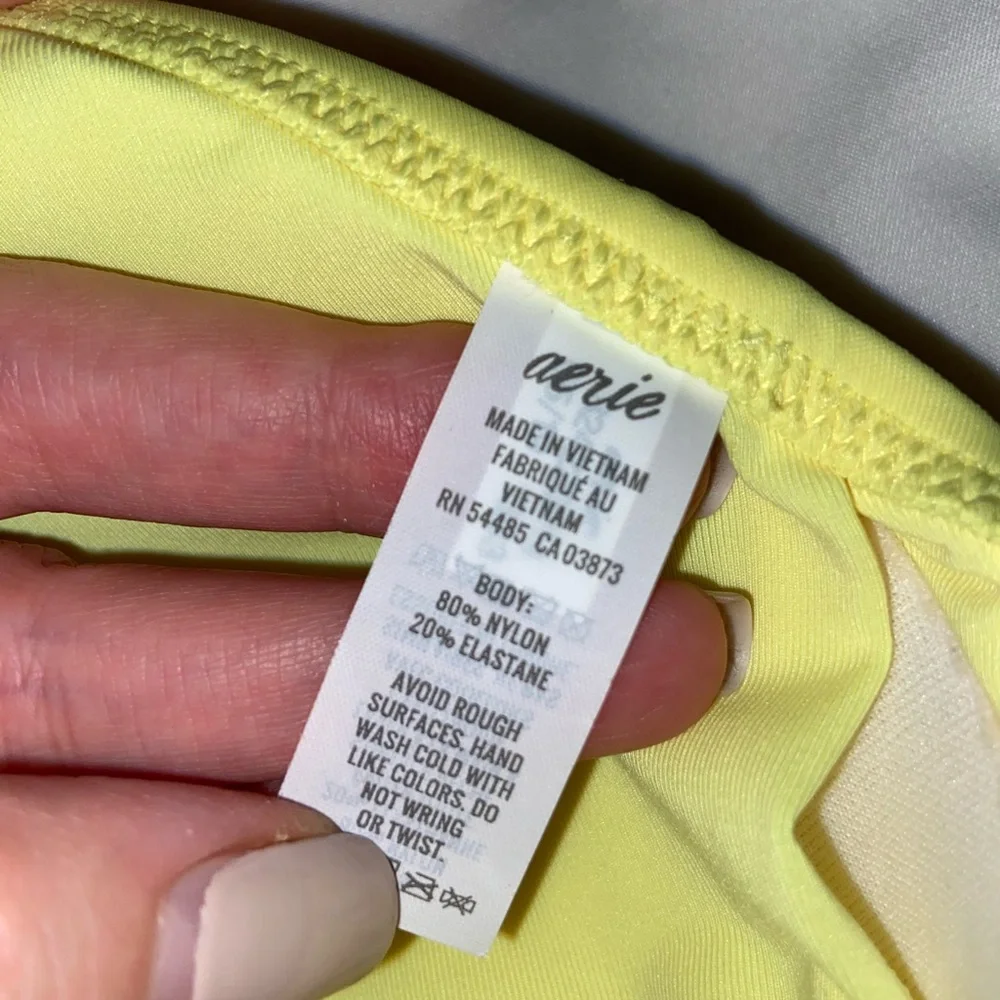 Aerie Triangle String Bikini Top ⛅️ - Picture 5 of 7